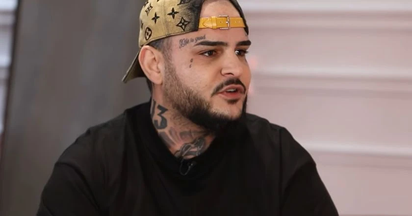 es-arden-chei-ogtagvortsvoum-es-voutvoum-ei-222-lava-n-khvosel-e-thmradegheric-12-tarva-kakhvatsvouthyan-masin