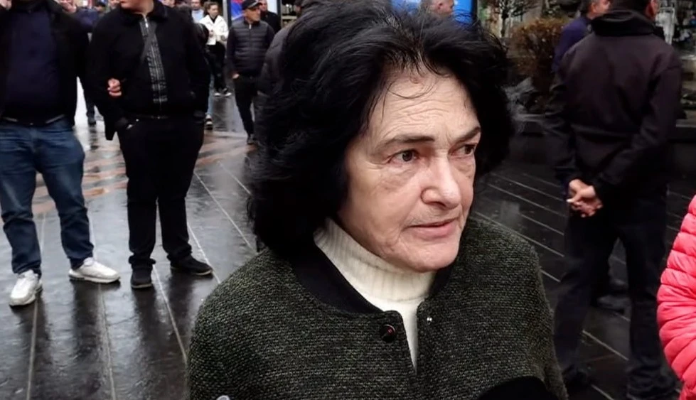 ed-eres-vouni-ekel-e-gyvoumri-ha-es-takanqy-qaghaqacin-phashinyani-masin