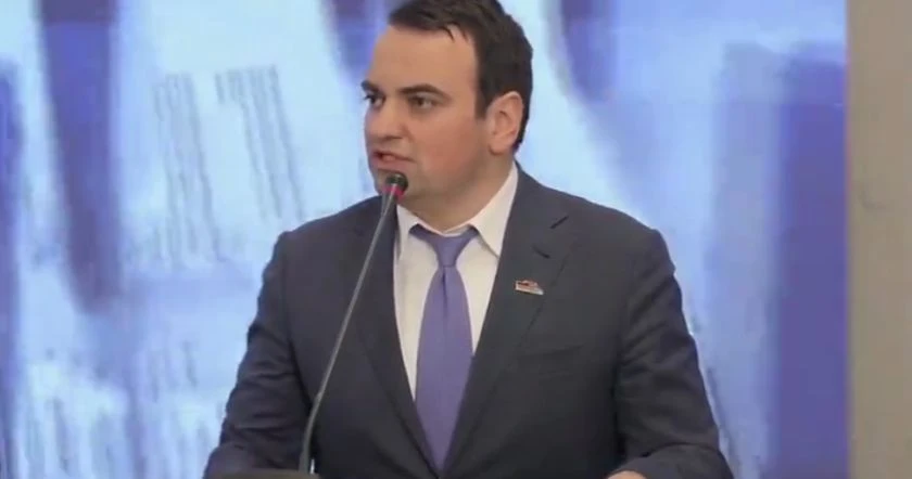 vourakh-enq-vor-rvouben-vardanyani-himnadrats-kvousakcvouthyvouny-miacel-e-mez-zhamanakn-e-vor-mer-azgi-vouzhegh-vordinern-irenc-teghy-zbaghecnen-mer-erkri-karvoucman-harcvoum-narek-karapetyan