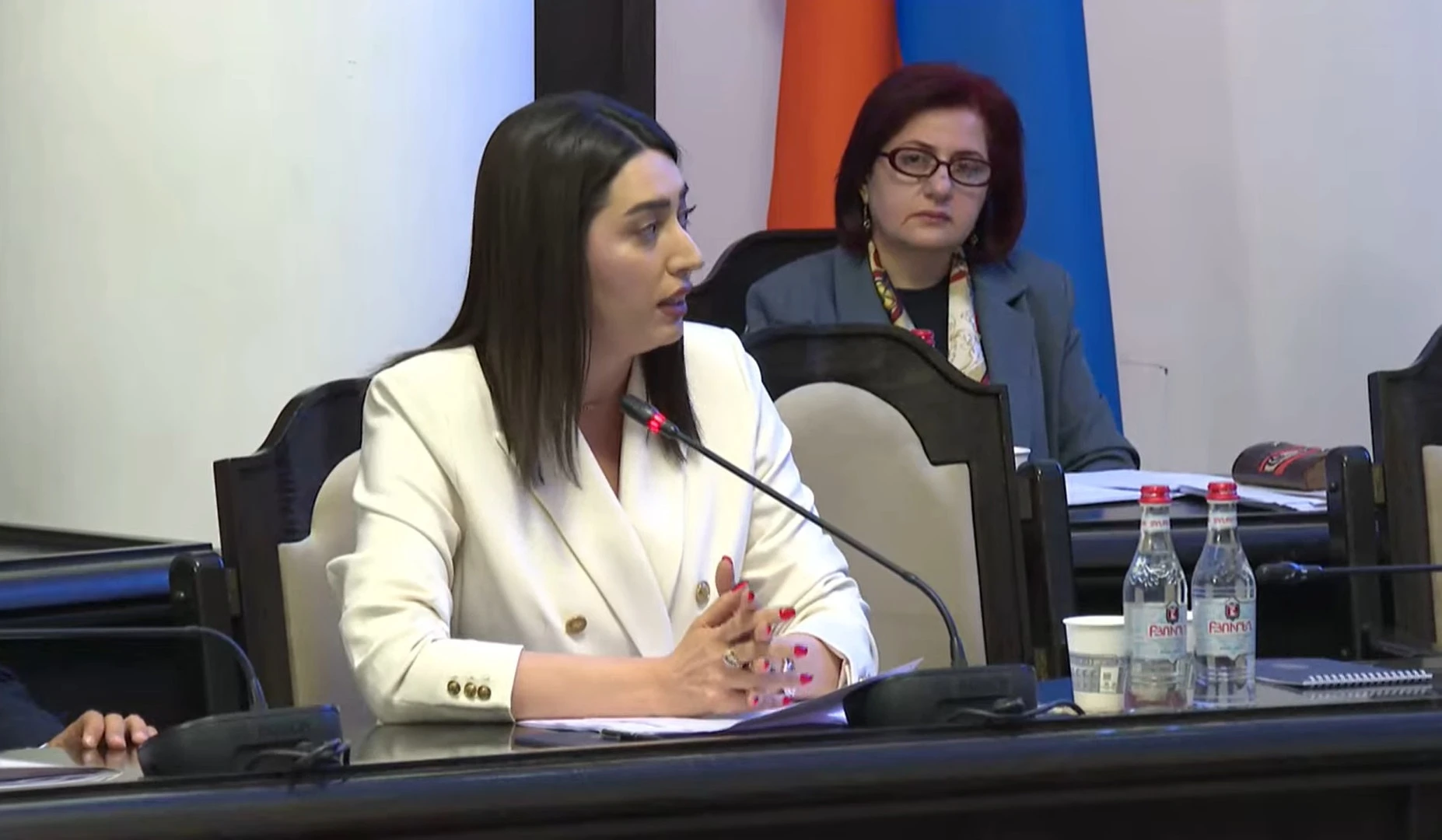 arajin-angam-varvordakan-iravvounqic-zrkvats-andzy-1-tari-anc-karvogh-e-stanal-ayn-aranc-qnnvouthyvounneri-ev-50-hazar-dram-vtcharelvov
