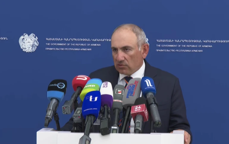 karvoghacel-enq-pahpanel-vstaheli-harabervouthvoun-amn-i-ev-irani-het-da-teghi-e-vounenvoum-mi-bani-shnvorhiv-menq-khagher-chenq-khaghvoum-gvortsynkerneri-het-phashinyan