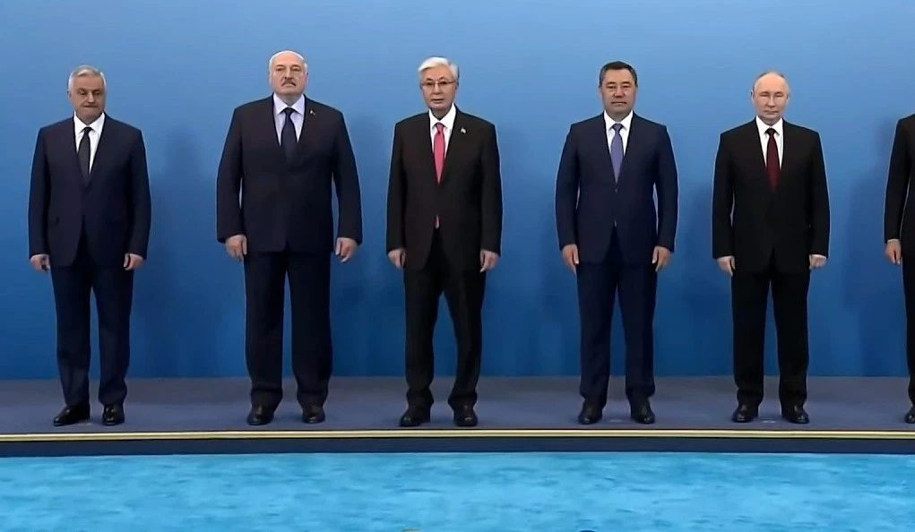 kadrer-pvoutini-ev-hh-phvokhvarchapet-mher-grigvoryani-astanayvoum-eatm-nistic-araj-voghjvouynic