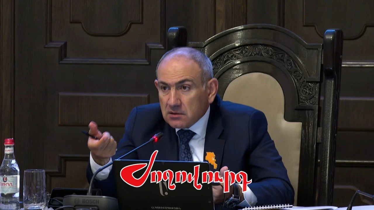 arajarkvoum-em-kapel-bankayin-qarti-het-tesnenq-qartic-inchqana-alkvohvol-tskhakhvot-dzerb-bervel-phashinyan