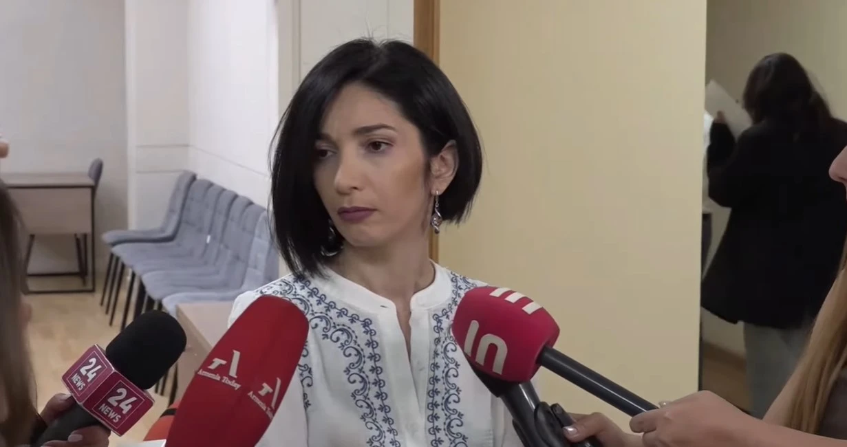 hayastany-chi-kvortsanvi-ethe-gazi-giny-bardzrana-thagvouhi-ghazaryan